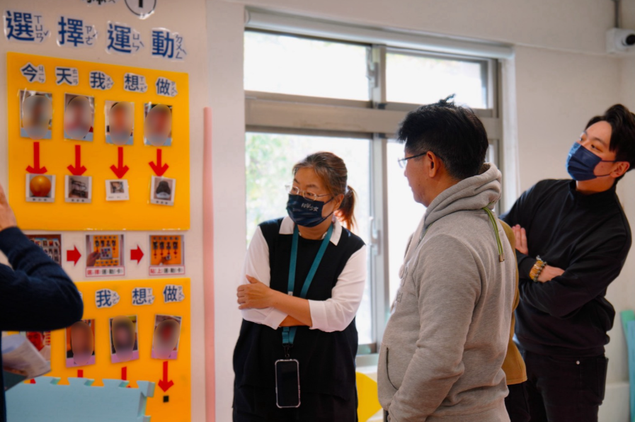 錠嵂保經優秀的業務總監/執行處經理共同參與，親身了解愛奇兒家庭的照護需求