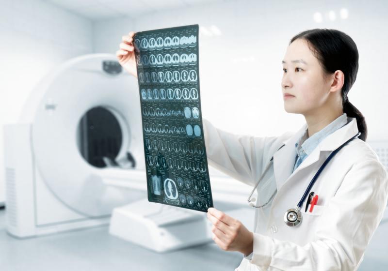 疾病治療「速領一筆保險金」!重大傷病險優點曝光 腦中風診斷書也可直接請領