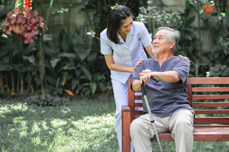 長照保單怎麼挑?掌握給付3關鍵 買對長照險