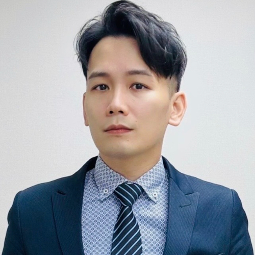 鄧教伯
