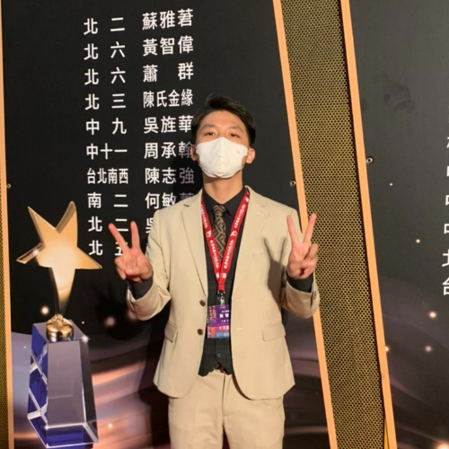 黃智偉