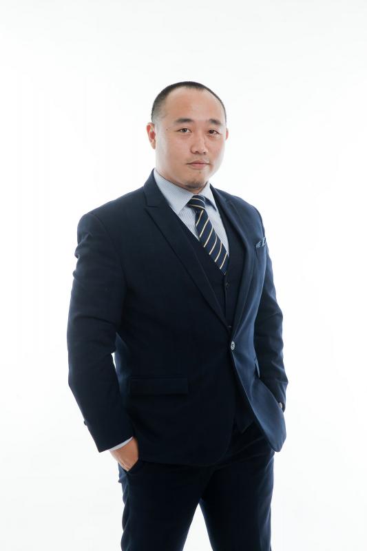 曾泓凱