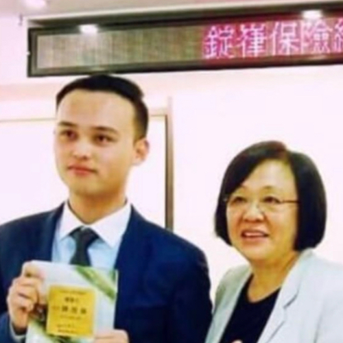 陳暄融