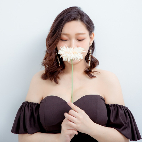 廖育婕
